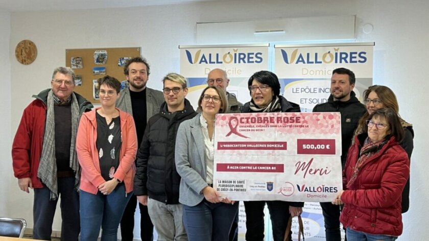 Valloires Domicile - Journal d'Abbeville - Valloires Domicile soutient la lutte contre le cancer avec un généreux don